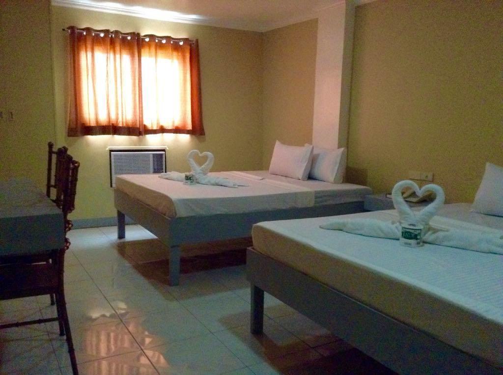 Ukl Ever Resort Hotel Laoag Dış mekan fotoğraf