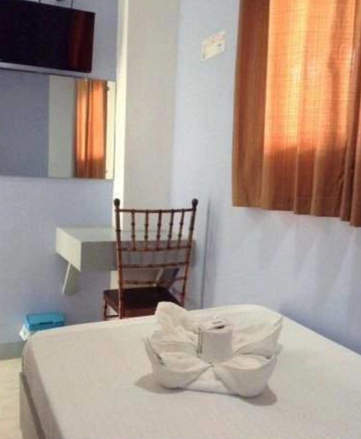 Ukl Ever Resort Hotel Laoag Dış mekan fotoğraf